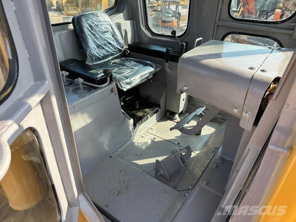 CAT D7G Crawler dozers