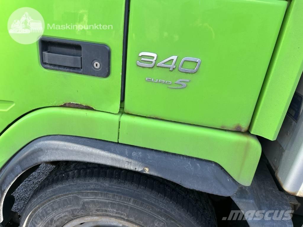 Volvo FM 340 Temperature controlled trucks