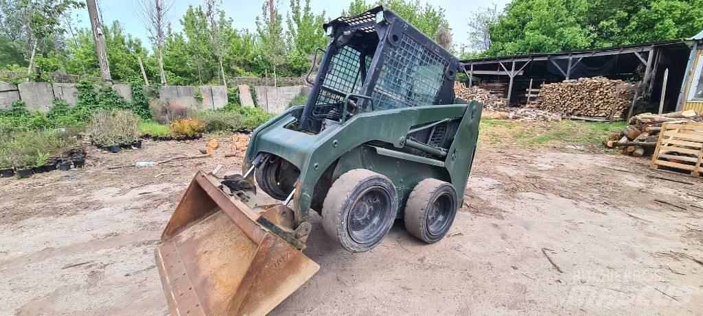 CAT 226 Skid steer loaders