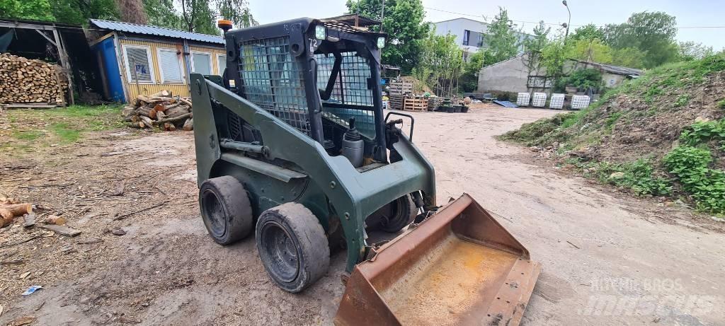CAT 226 Skid steer loaders