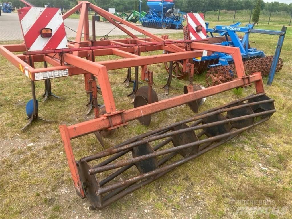 Evers Brumby Cultivators