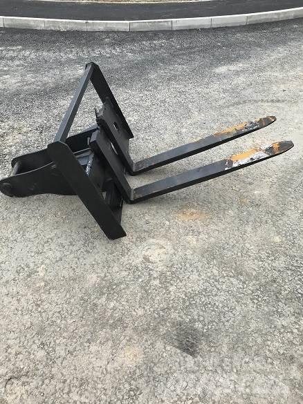  13T PALLET FORK Construction - Others