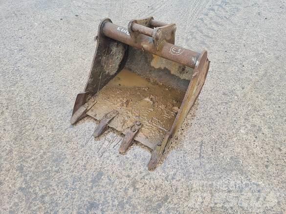  2' BUCKET, 35mm PINS Buckets