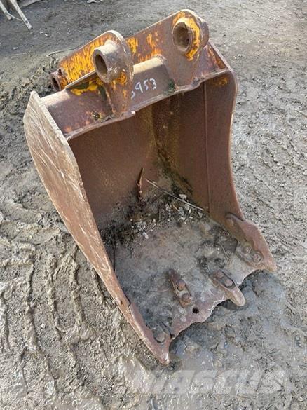  2' BUCKET, 45mm PINS Buckets