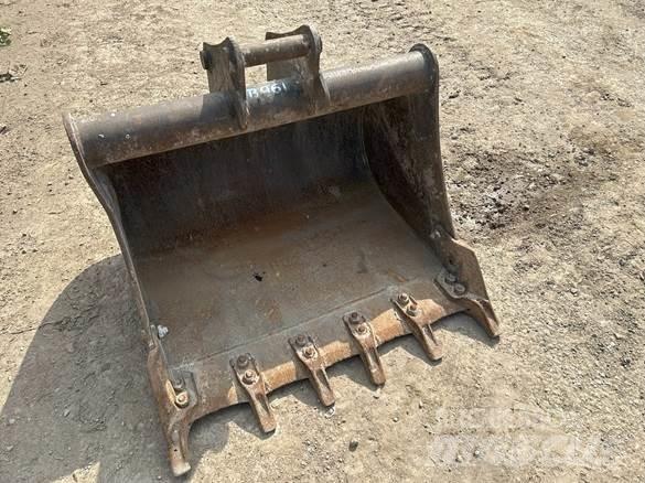  3' BUCKET, 45mm PINS Buckets