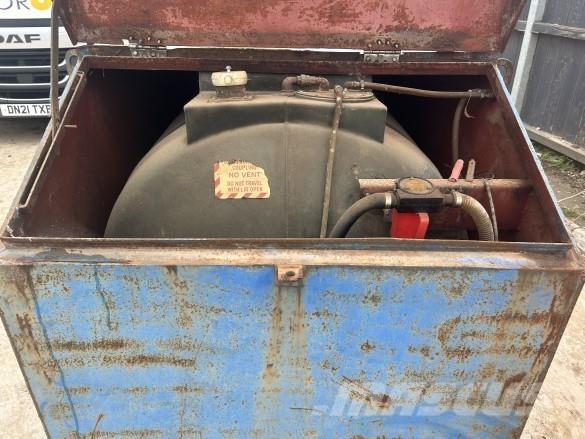  FUEL BOWSER Construction - Others