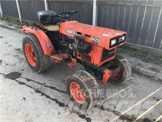 Kubota B4200 Backhoe loaders