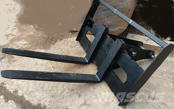  NEW 6T PALLET FORKS Construction - Others
