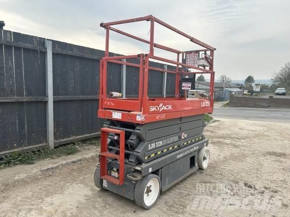 SkyJack SJ111-3266 Construction - Others
