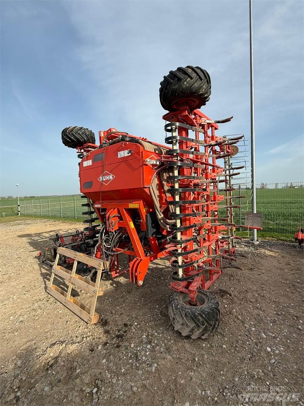 Kuhn MEGANT 600 Forklift trucks - others