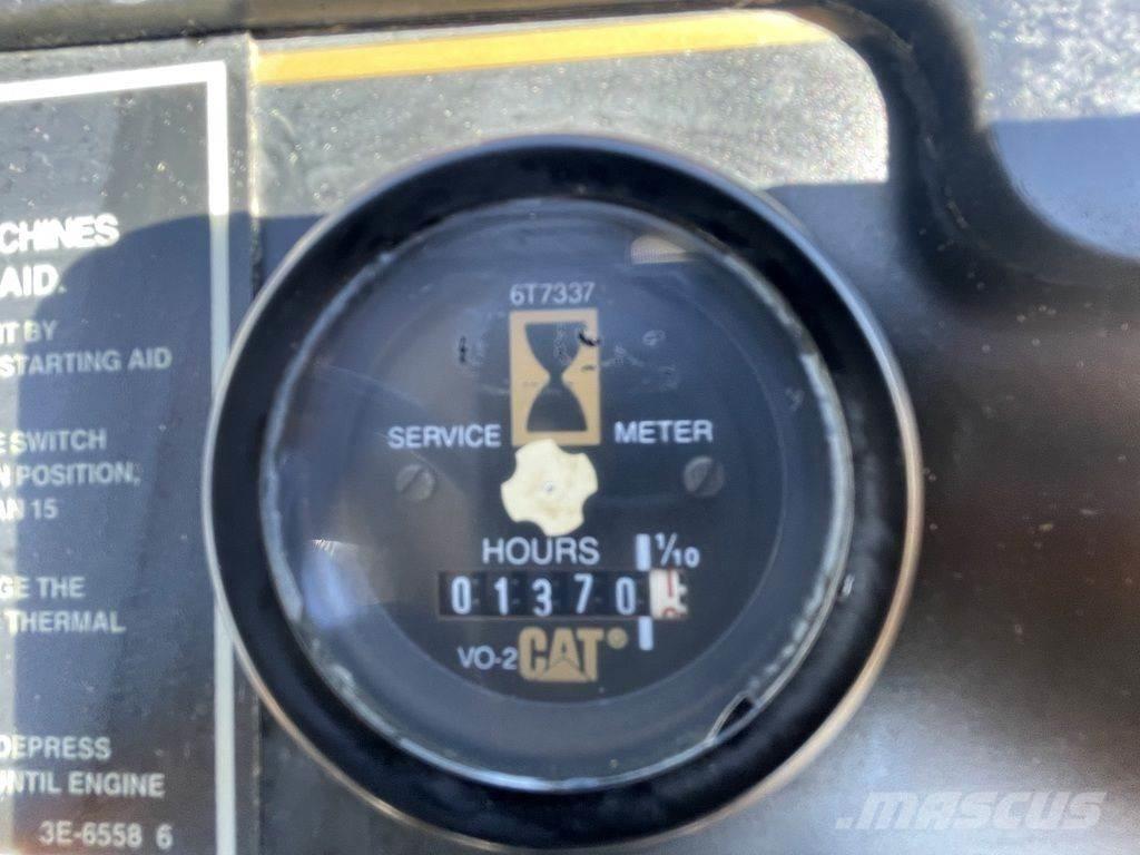 CAT CP-323C Tractors