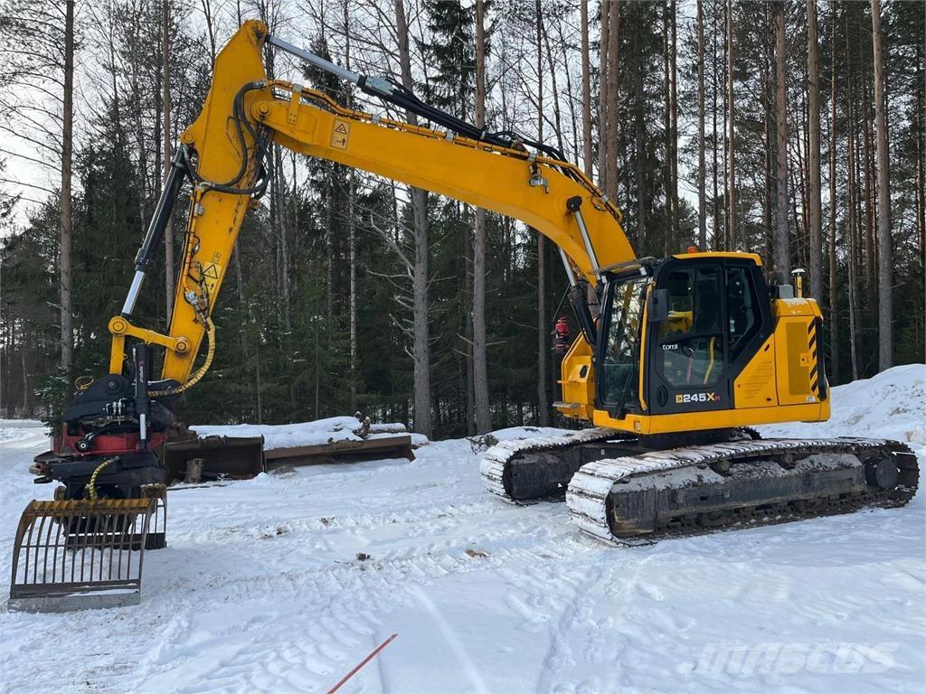 JCB 245 XR Crawler excavators