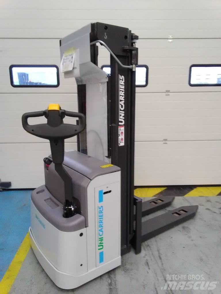 UniCarriers PSH200 Pedestrian stacker
