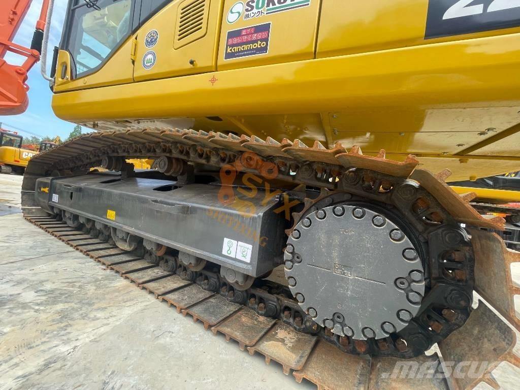 Komatsu PC 220-7 Crawler excavators