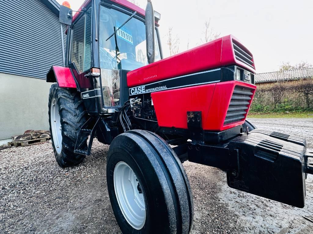 CASE 844 XL Tractors