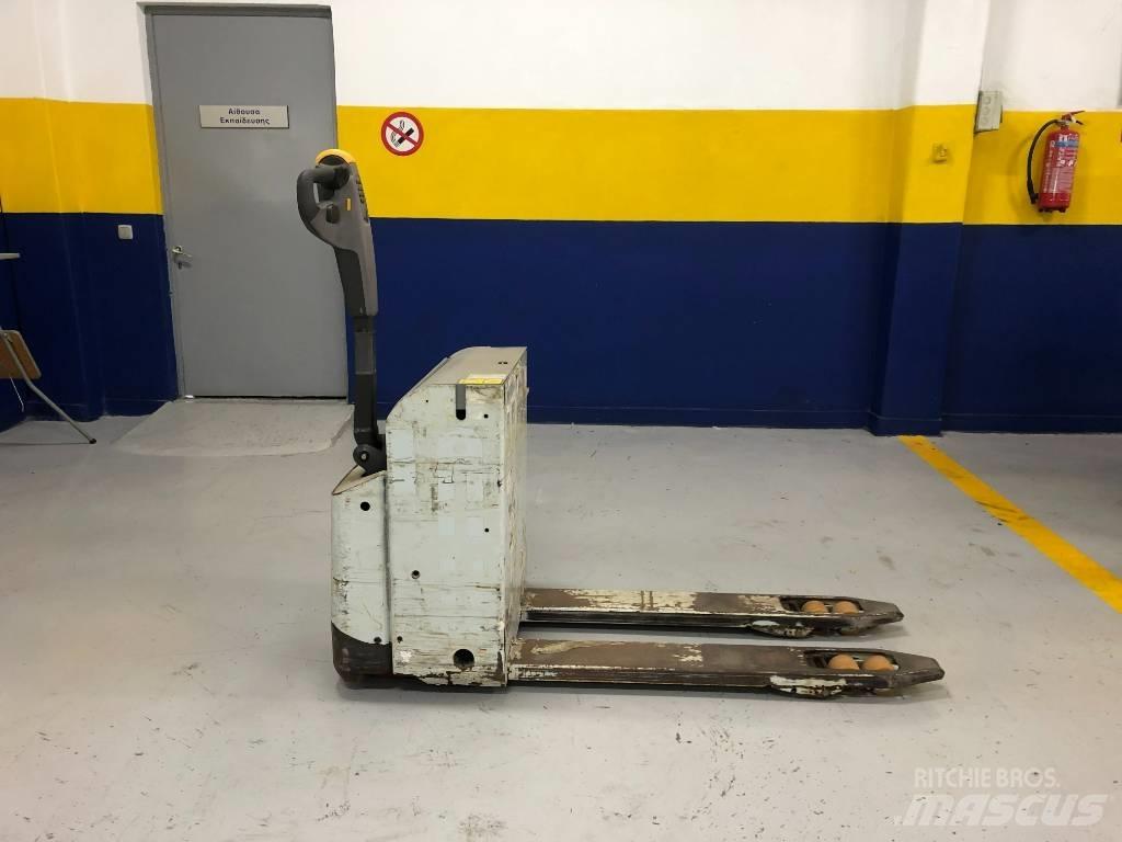 Atlet PLL200 Hand pallet stackers