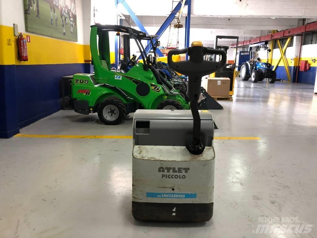 Atlet PLL200 Hand pallet stackers