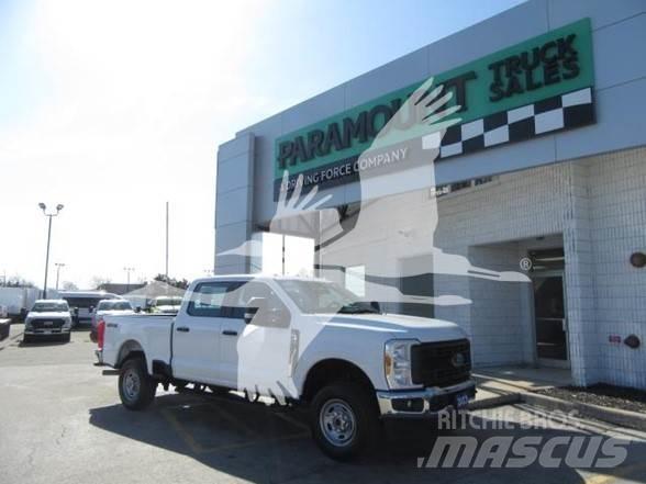 Ford F250 Construction - Others