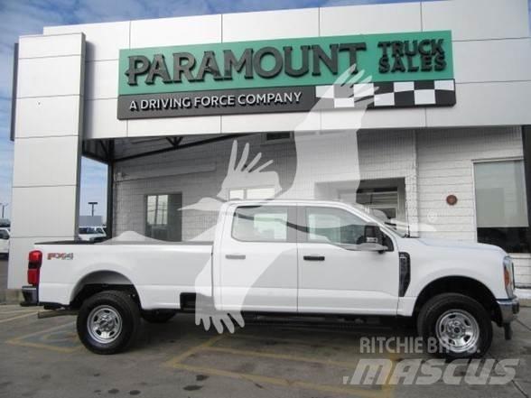 Ford F350 Construction - Others