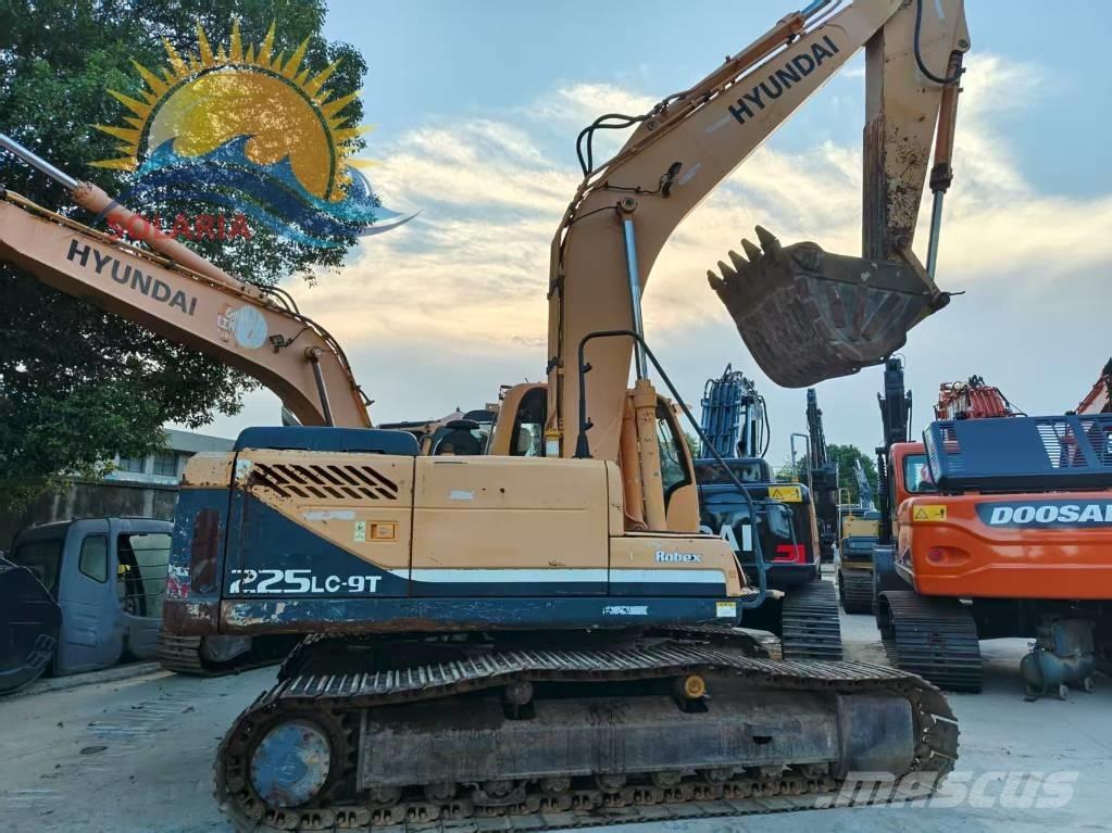 Hyundai 225LC Crawler excavators