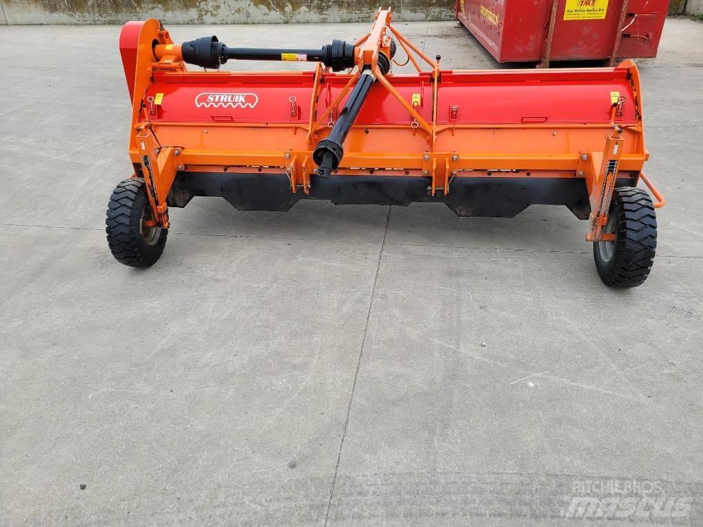 Struik L4LKFA75 Haulm toppers