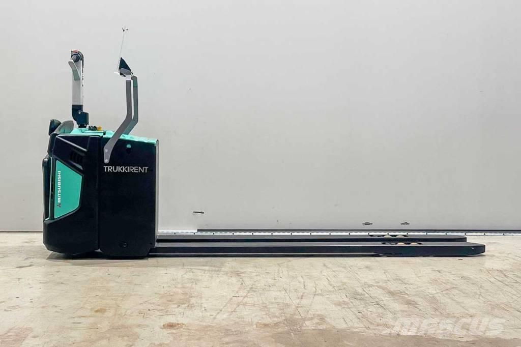 Mitsubishi PBV 20 N2 Low lifter with platform