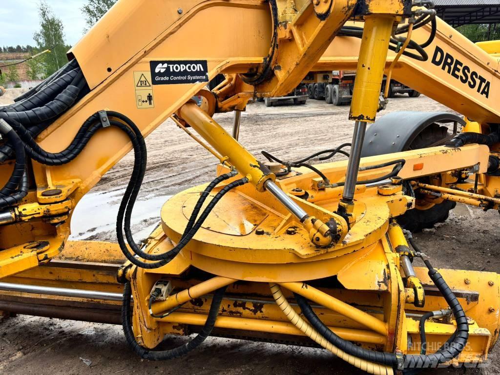 Dressta RD-165C Graders