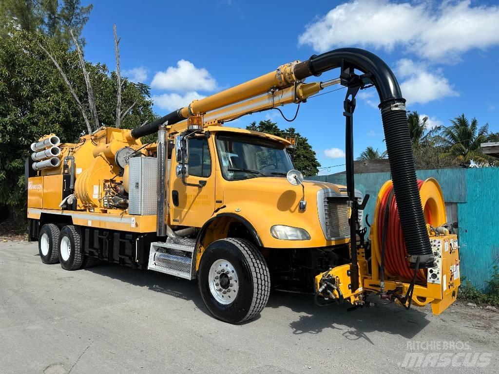 Freightliner M2 Combi / vacuum trucks
