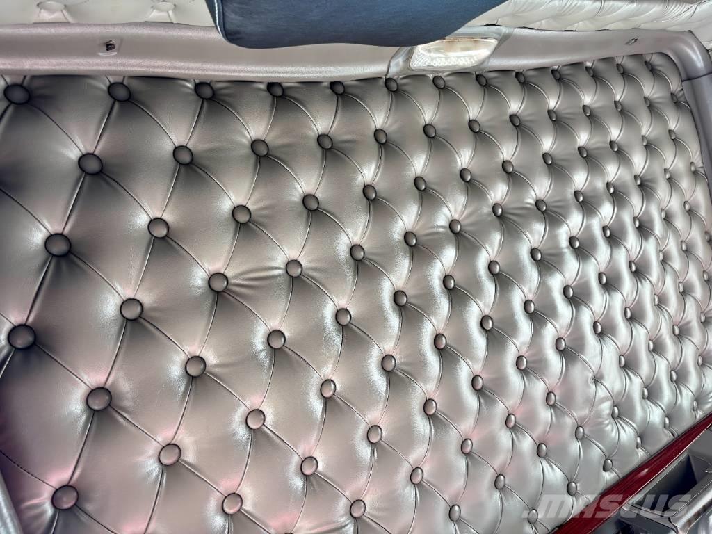 Kenworth W 900 Tractor Units