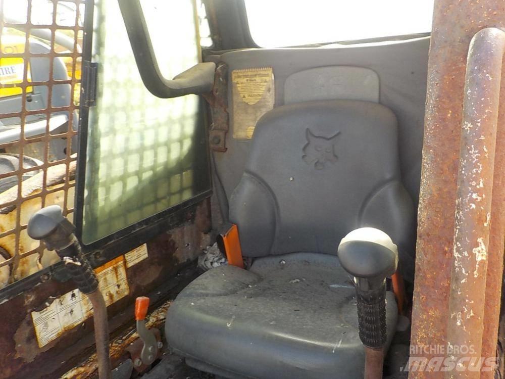Bobcat S 220 Transmission