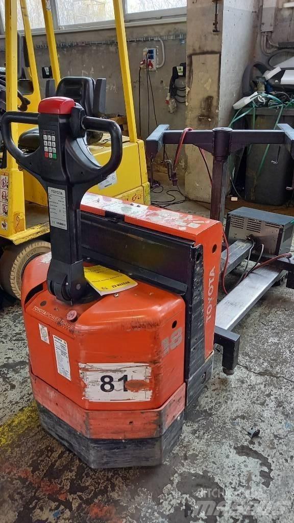 Toyota 7PM18 Low lifter