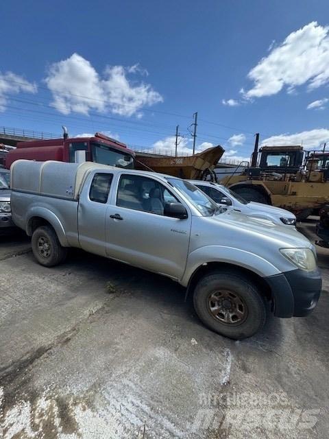 Toyota Hilux Pick up/Dropside