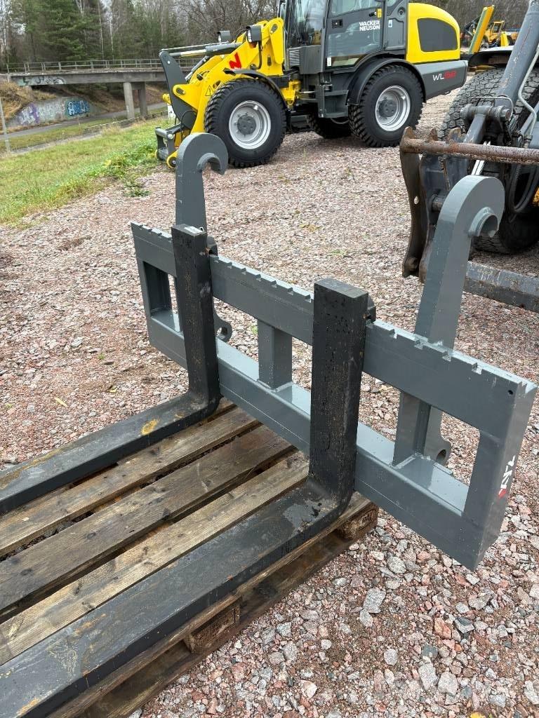 XYZ Gaffelställ BM Wheel loaders