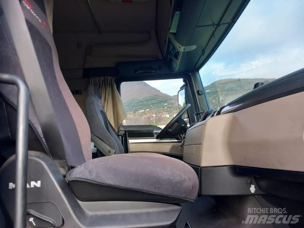 MAN TGX 26.420 Vehicle transporters