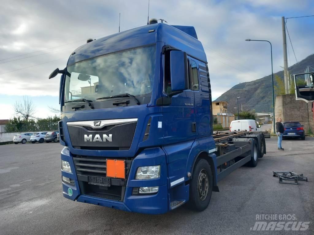 MAN TGX 26.420 Vehicle transporters