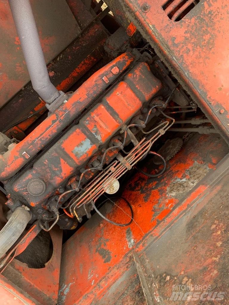 Laverda M132 Combine harvesters