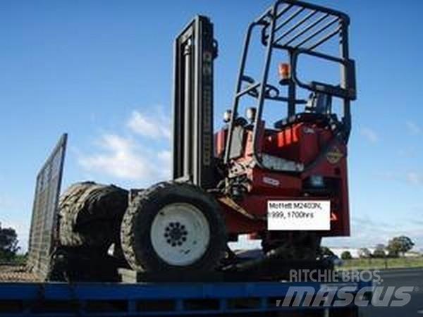 Moffett M2403N Rough terrain trucks