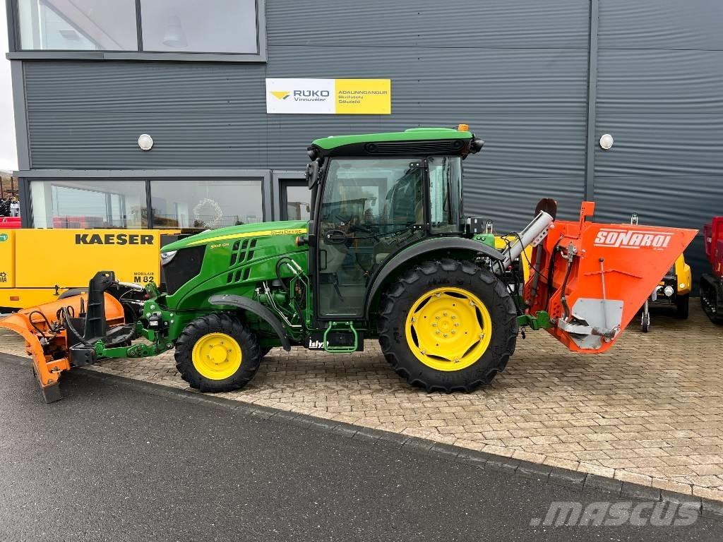 John Deere 5105 GN Tractors