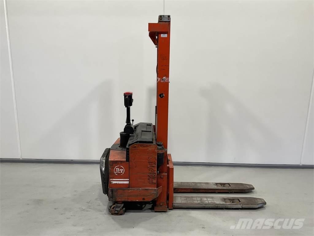 BT LSV 1250 E/10 Self propelled stackers