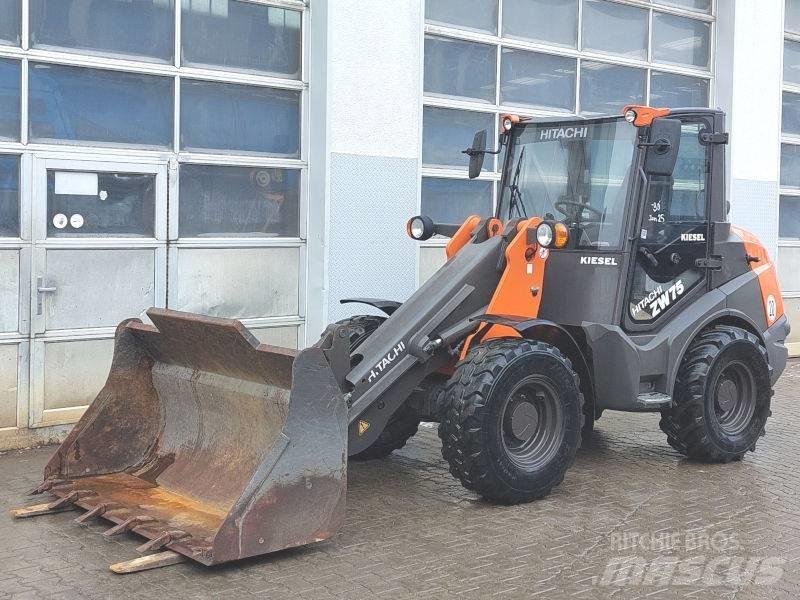 Hitachi ZW 75-6 Skid steer loaders