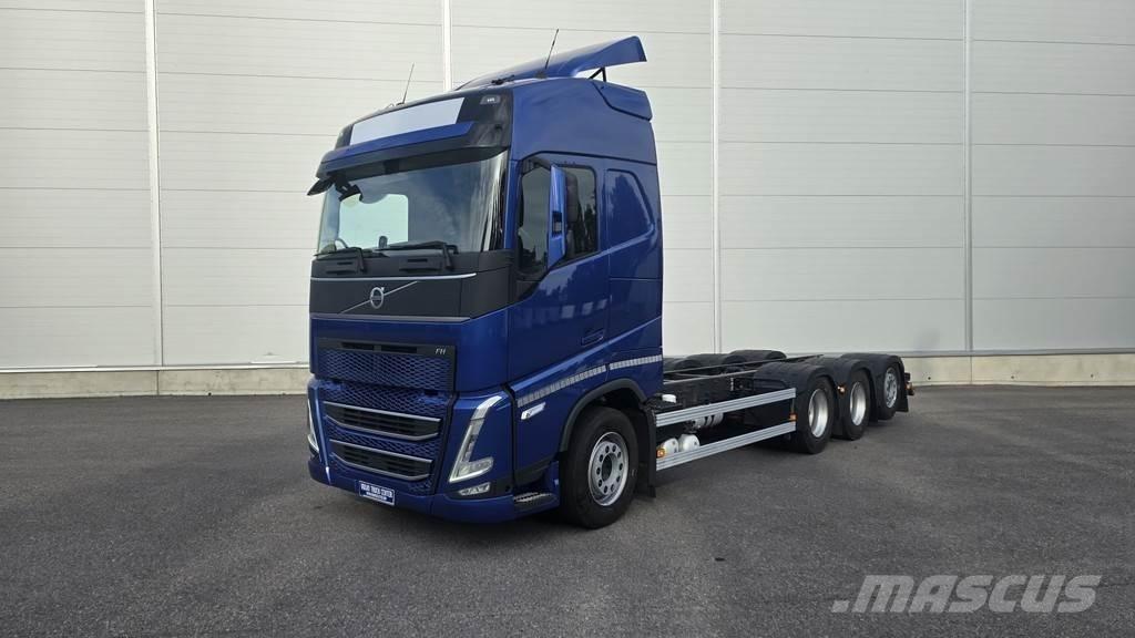 Volvo FH Chassis Cab trucks