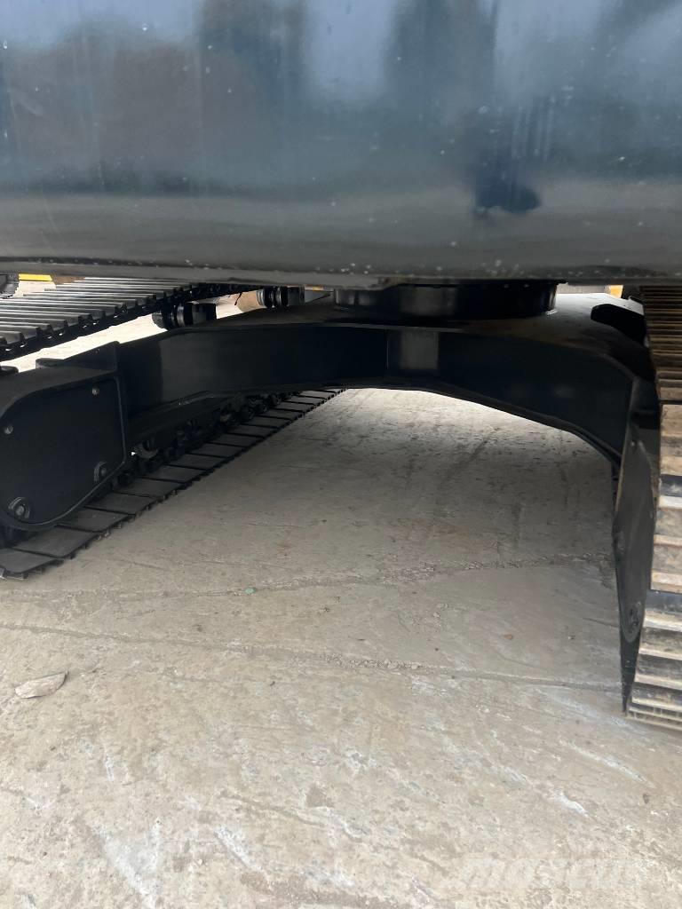 Hyundai HX 220 HD Crawler excavators