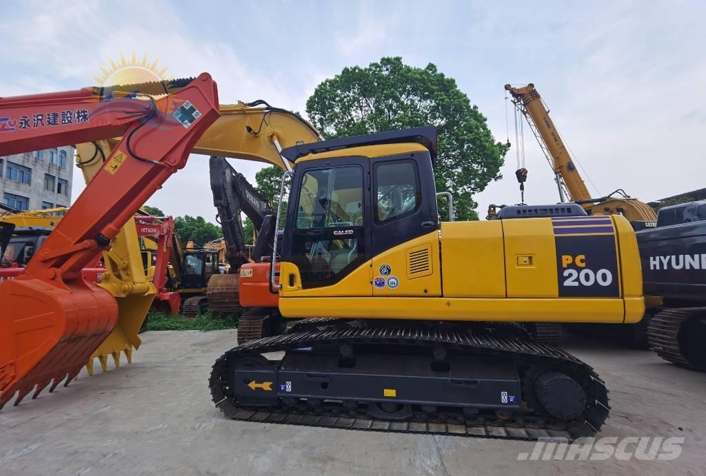 Komatsu PC 200-7 Crawler excavators