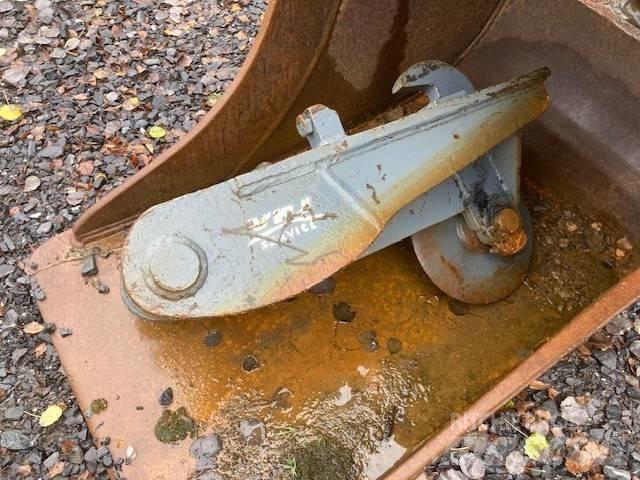  Asfalttileikkuri Asphalt splitting machines