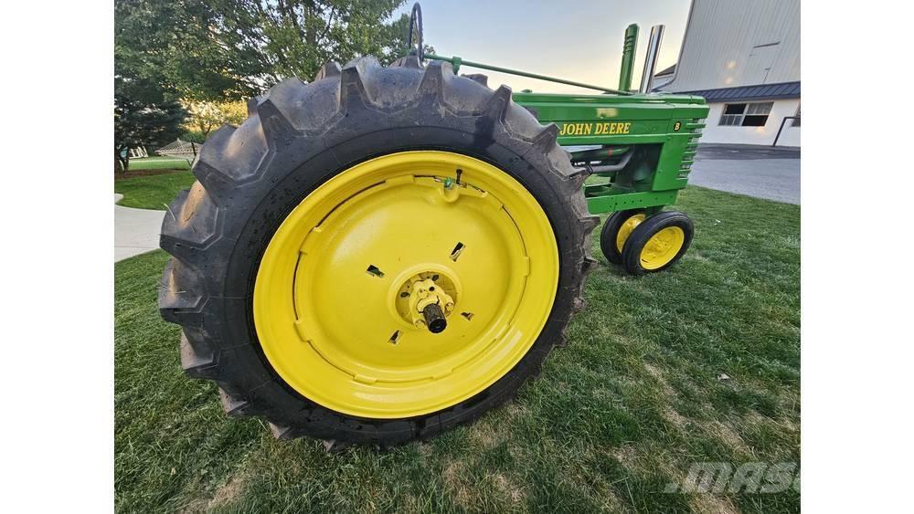 John Deere B Excavators