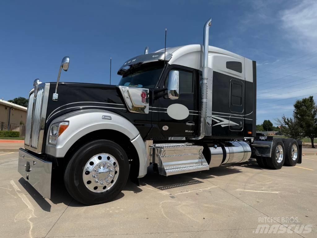 Kenworth W 990 Tractor Units