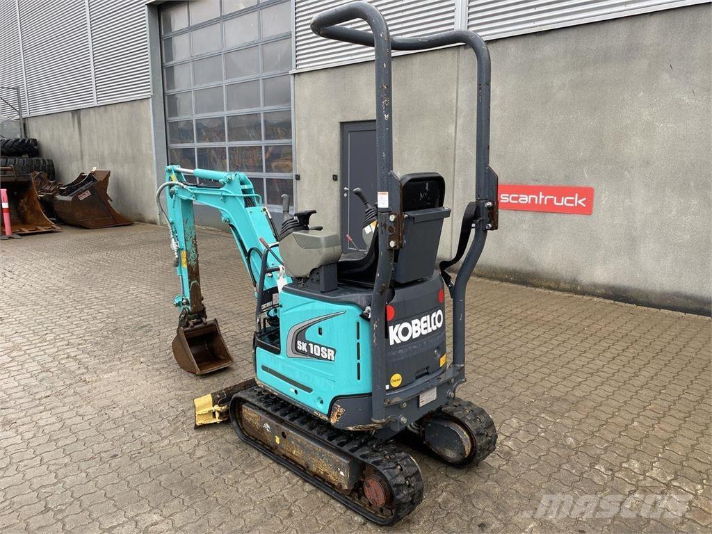 Kobelco SK10SR-2 Wheeled excavators