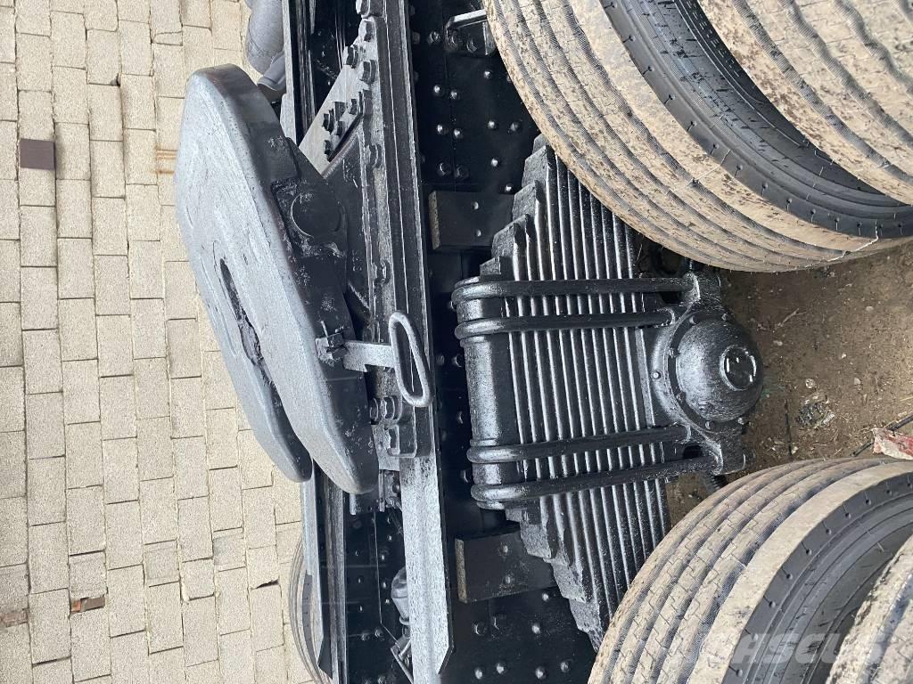 Shacman F3000 6X4 Tractor Units