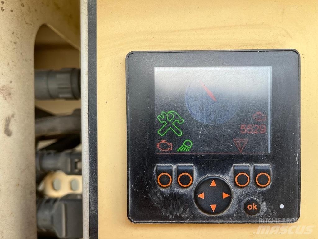 Sandvik QE 141 Mobile screeners