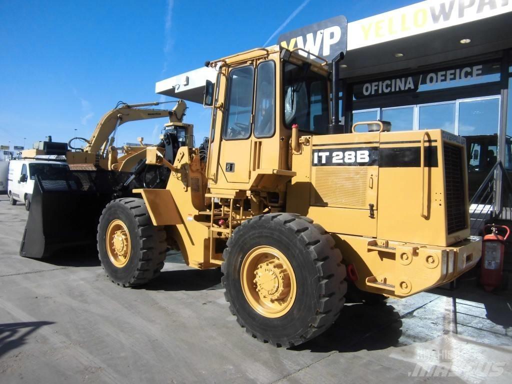 CAT IT 28 Wheel loaders